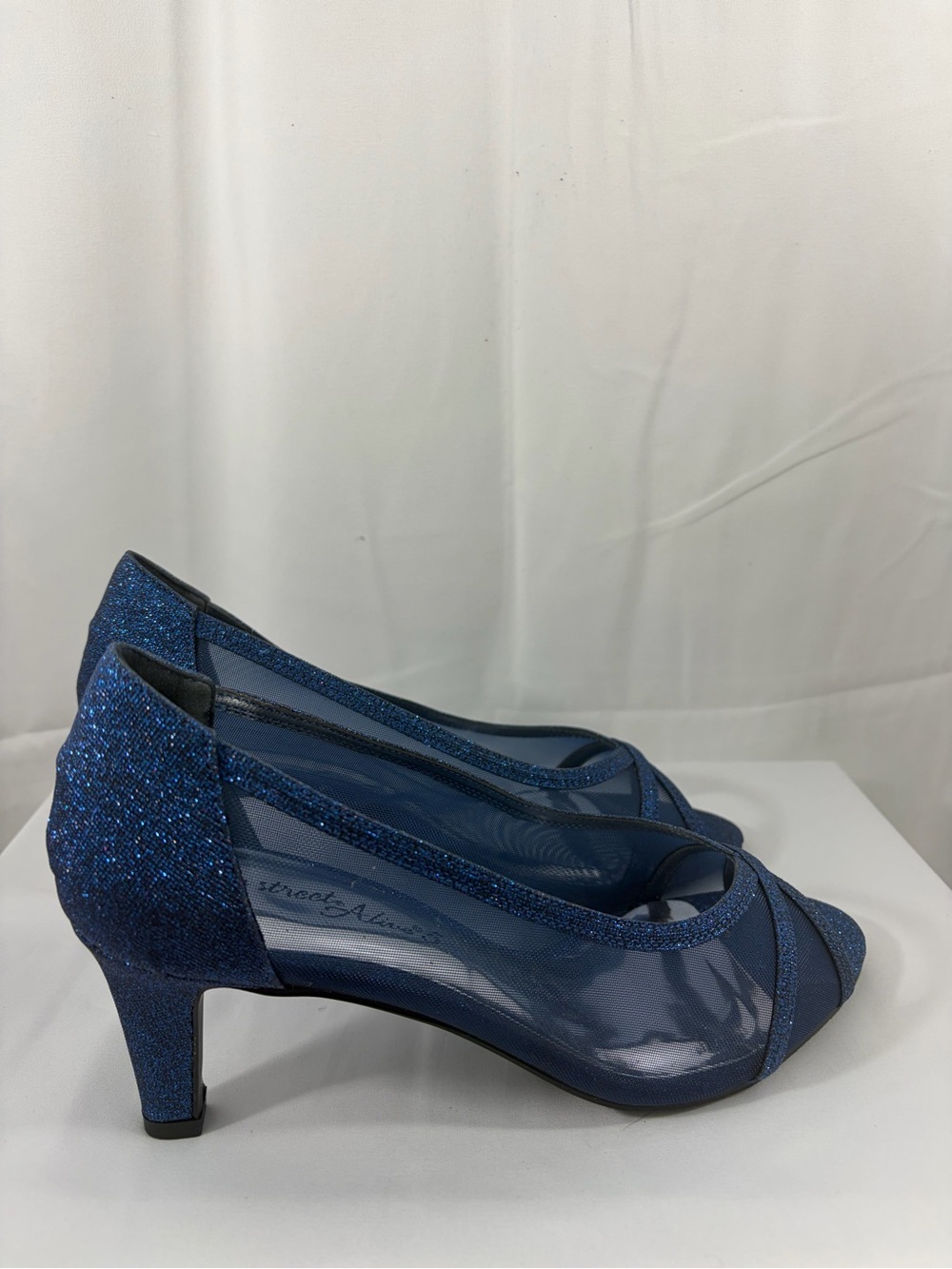NWT Easy Street Women’s Size 10W Blue Glitter Peep-Toe Pump Heels - Picture 4 of 8